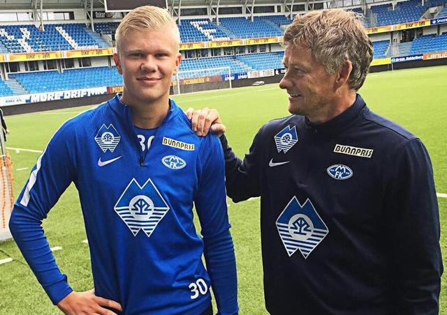 18岁210天，杨铭锐超越朱鹏宇成为英博最年轻的中超进球球员（18岁210天，杨铭锐打破朱鹏宇纪录，成为英博最年轻中超进球者）