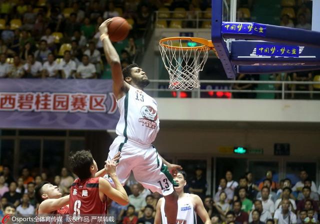 程进：弗兰克希望球迷不只是记得他一人，继续支持新一代球员（程进：弗兰克盼球迷别只记他一人，继续为新生代球员加油）