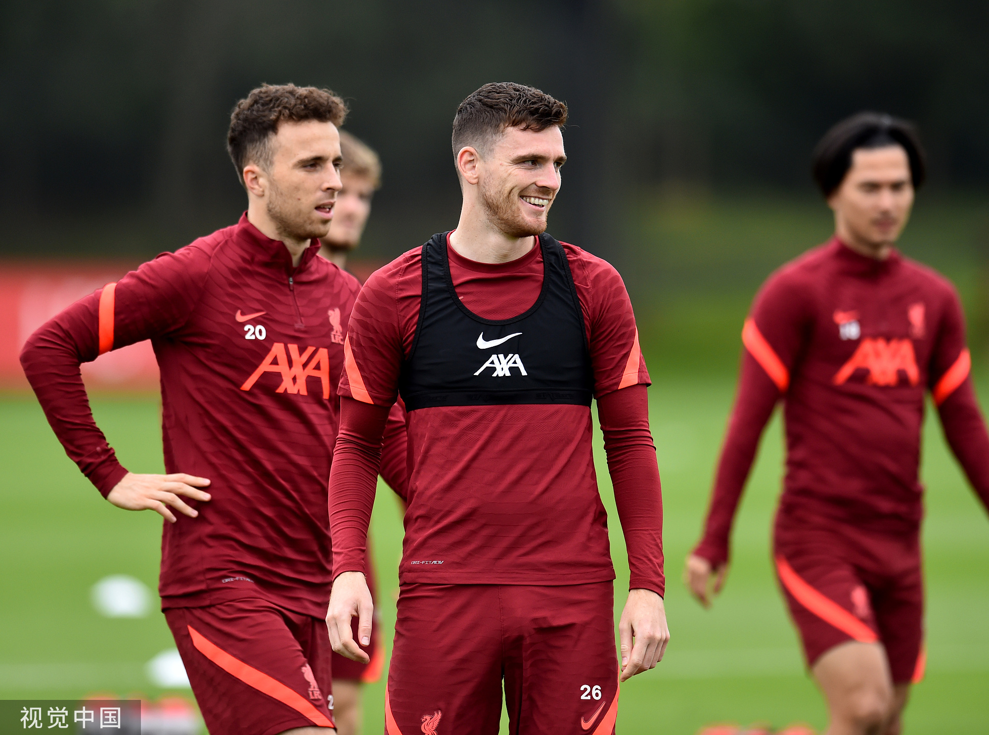 意天空：为预防迈尼昂离队，米兰关注科林蒂安门将乌戈-索萨（意媒：防迈尼昂离队，米兰考察科林蒂安门将乌戈-索萨）