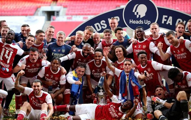 巴西男篮打出团队篮球（巴西男篮展现整体篮球风采）