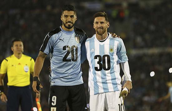 中超转会市场：广州队签下外援,（中超转会动态：广州队敲定外援加盟）