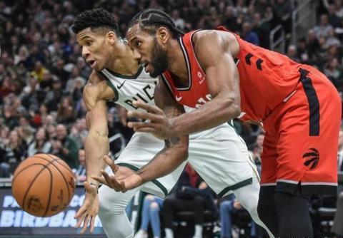 集体发威！福克斯&文班等马刺4人得分同砍20+（火力全开！福克斯与文班对飙，马刺四人同破20分）