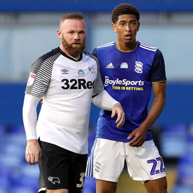 U22国足李镇全：团结且强大的集体，在正确道路上继续前进吧（U22国足李镇全：团结铸就强队，沿着正确方向稳步前进）