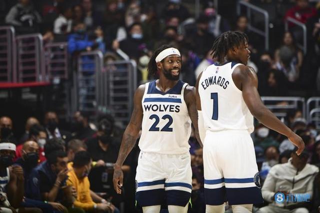 再次相见！穆勒生涯对阵梅西共计7胜3负，并留下诸多名场面（再度相逢！穆勒生涯对梅西7胜3负，名场面频出）