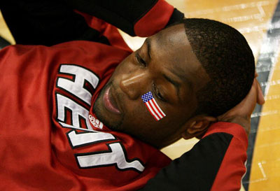 亚冠海港VS柔佛新山：3大外援出击，两大国足希望之星领衔，李圣龙冲锋（亚冠海港对阵柔佛新山：三外援齐上阵，两位国足希望之星领衔，李圣龙冲锋在前）