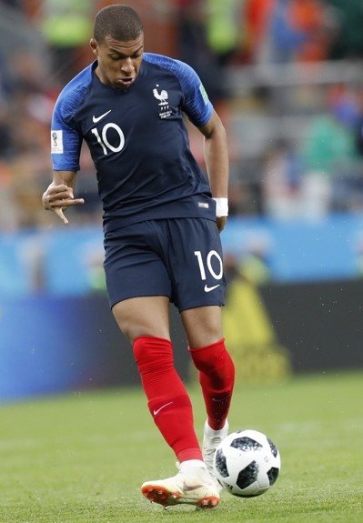 他用进球告别低谷（用进球宣告走出低谷）