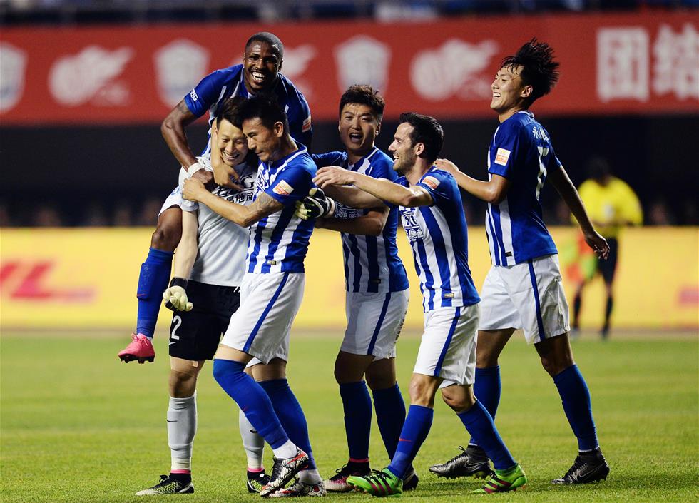 英媒：奥纳纳想回曼联夺回首发，如果不行可能去另一英超球队（英媒称奥纳纳欲回归曼联重夺主力，若无望将考虑投奔其他英超队）