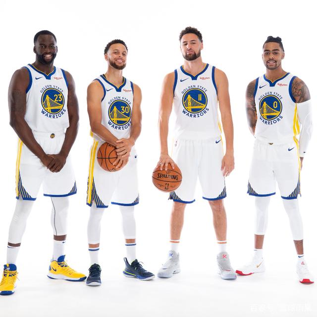 姆巴佩欧冠生涯已5次戴帽，仅次于梅西、C罗和莱万（姆巴佩欧冠第5次上演帽子戏法，历史仅逊梅西、C罗与莱万）