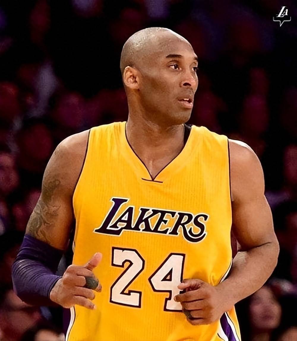 弗罗因德：球队展现了能量和韧性，我非常欣赏这样的胜利（弗罗因德：球队的能量与韧性尽显，这样的胜利让我非常满意）