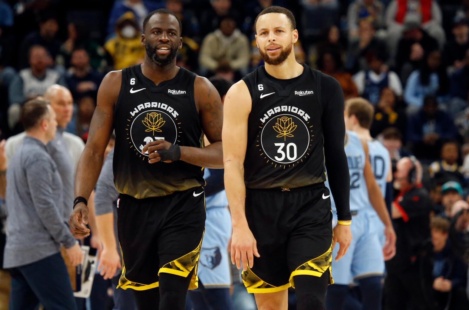 现役累计收入破十亿美元榜发布：库里入选！贝克汉姆 奥尼尔落榜（现役球员累计收入超10亿美元榜出炉：库里上榜，贝克汉姆与奥尼尔未入选）