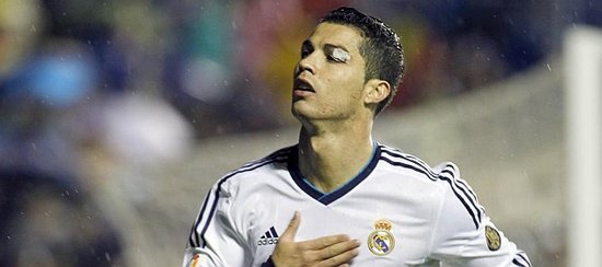 掘金主帅：无论谁防德罗赞我都有所顾虑，他像艺术家一样得分（掘金主帅直言：德罗赞得分如艺术般精妙，派谁去防都让人头疼）