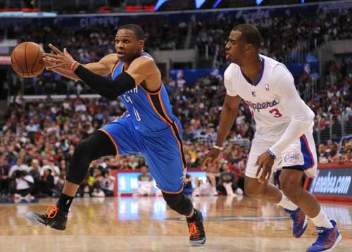 2025中足联颁奖会：河南队主帅拉莫斯当选中超最佳教练（2025中足联年度颁奖：河南队主帅拉莫斯荣膺中超最佳教练）