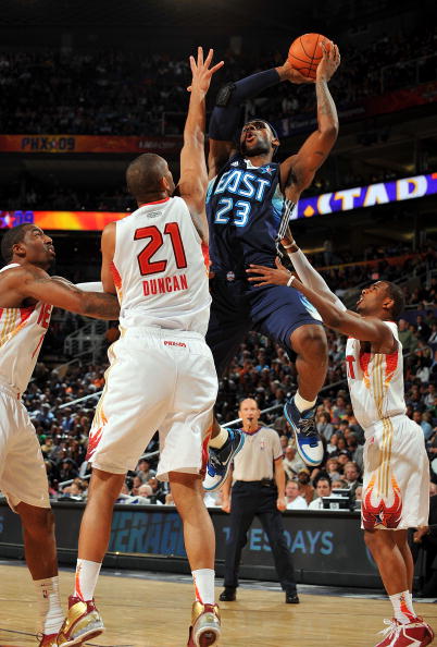 瑞典落入附加赛死亡半区将战乌克兰，获胜可能遭遇波兰（瑞典附加赛落入死亡半区，首战乌克兰，赢球或对阵波兰）