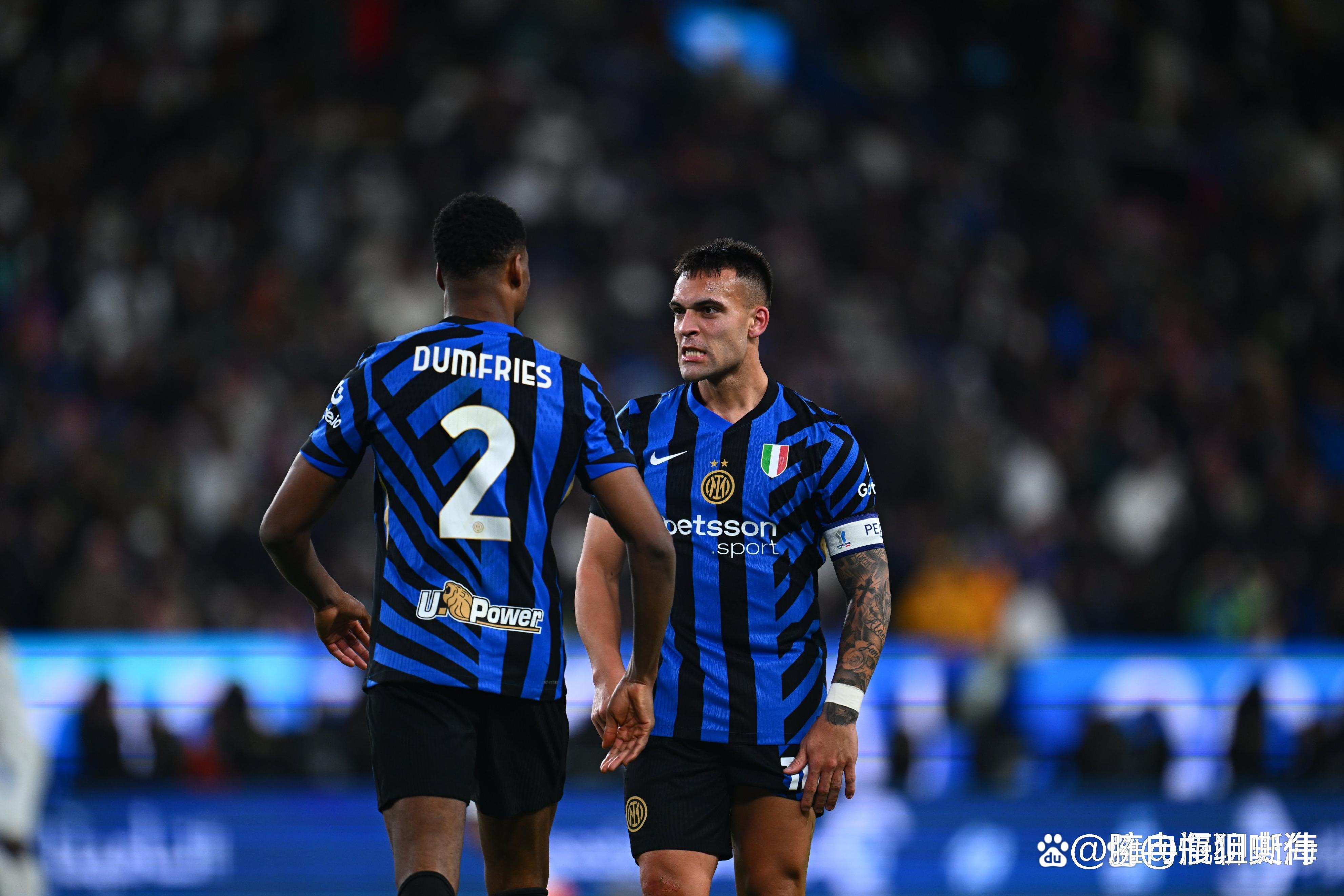 迈尼昂在加比亚社媒动态下留言，后者回复：请续约（迈尼昂现身加比亚社媒评论区，加比亚回应：快续约）