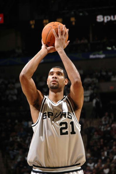 即将面对旧主，阿诺德晒抵达利物浦照片：回家了（战旧主在即，阿诺德晒到达利物浦照：回家了）