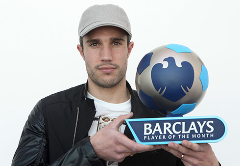 半月遭马刺三杀，这就是卫冕冠军？（半个月内连负马刺三场，这还是卫冕冠军吗？）