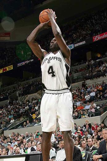 官方：韩国U22德乙球员金志树因伤缺席熊猫杯（官方通报：韩国U22队德乙球员金志树伤退熊猫杯）